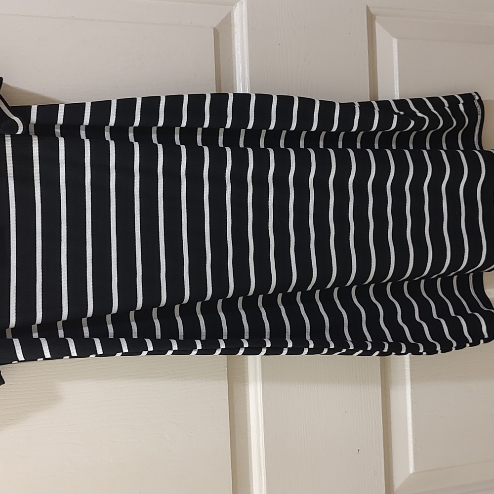 Off Shoulder JC dress - Picture 2 of 7